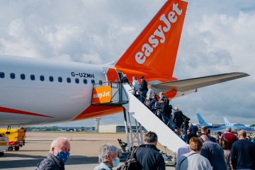 Advertencia de vacaciones ya que EasyJet planea reducir el número de pasajeros permitidos en los vuelos