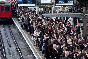 Las huelgas ferroviarias afectarán a millones de británicos que luchan con el costo de vida, dice No10