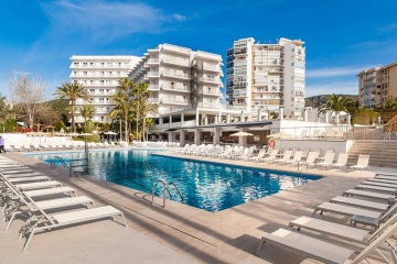 Turista británico de 53 años se ahoga en la piscina de un hotel de cuatro estrellas en Mallorca