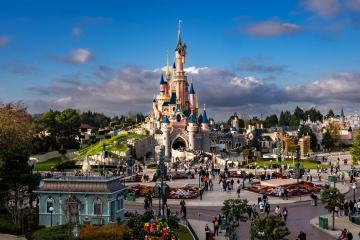 Compre boletos para Disneyland París desde £ 63 por persona y obtenga una membresía de Disney + GRATIS