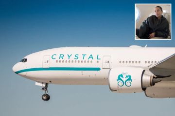 Dentro del Boeing 777 puedes contratar por £21,000 la hora para ser como Kim Kardashian