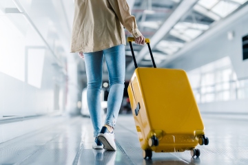 Soy un experto en vuelos: estos son mis mejores consejos para evitar costosas tarifas de equipaje